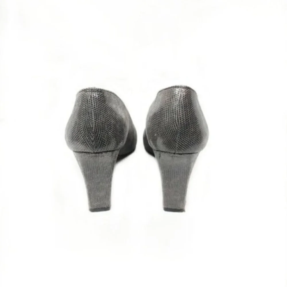 Stuart Weitzman Snake Print Gray Heels 8 AA